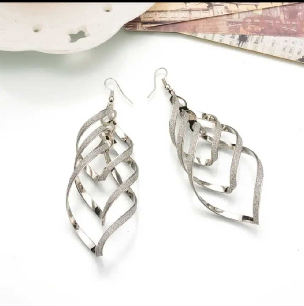 Swirl Geometric Earrings - Picture 1 of 8
